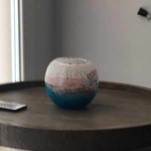 Energy lamp with pink rocks